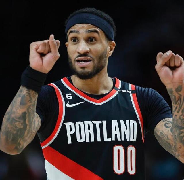 并且帮助球 并且帮助球